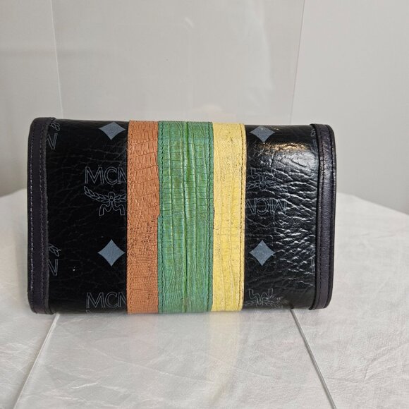 MCM Princess Lion Tote & Wallet - GUC - Picture 12 of 16